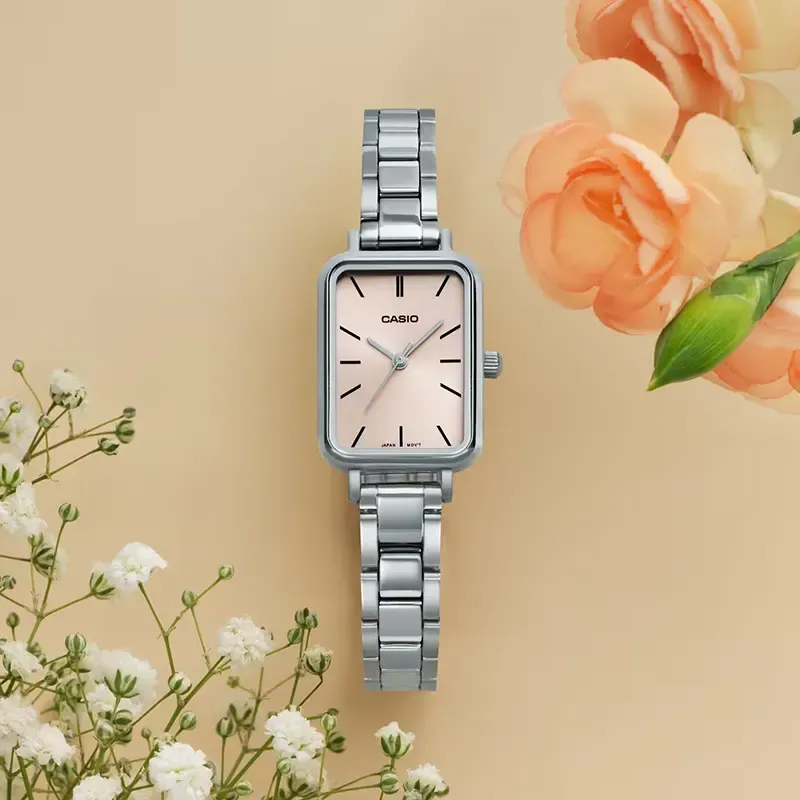 2025-08-12-1755001288291-imgi_8_LTP-V009D-4E-2-1_65bcf1fc5cbb9.webp Casio LTP-V009D-4EUDF Ladies Chain Watch - Image 1